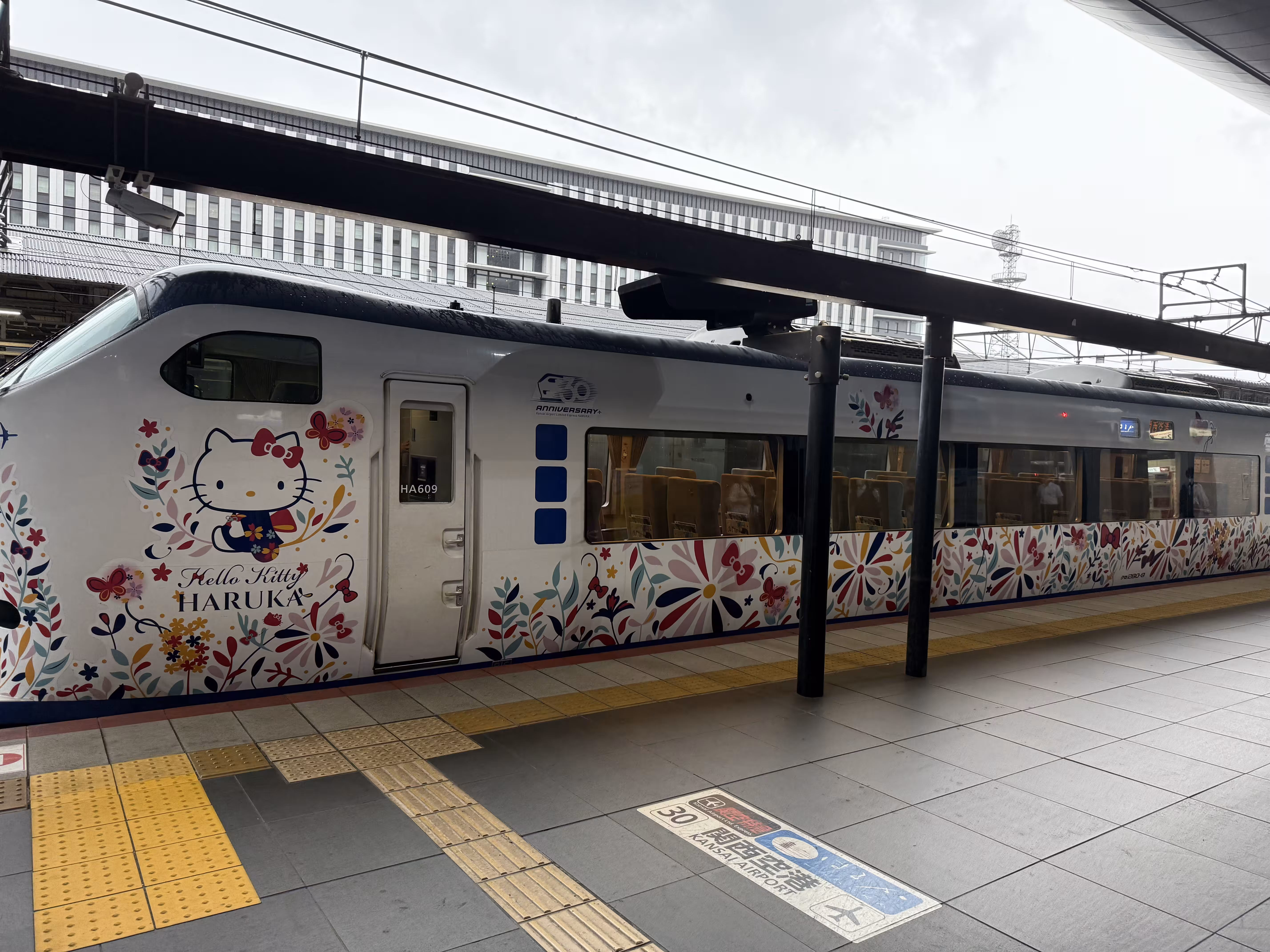はるか车辆外观 Hello Kitty 装扮 はるか车辆外观 Hello Kitty 装扮